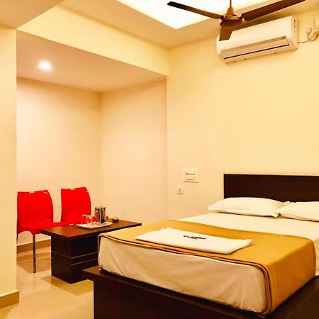 Cosmo Lodge Mangalore Luaran gambar