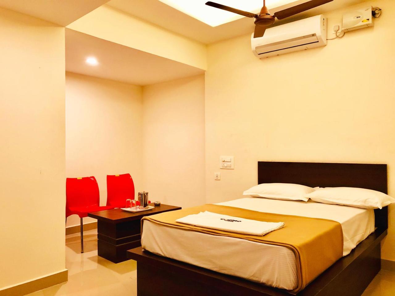 Cosmo Lodge Mangalore Luaran gambar