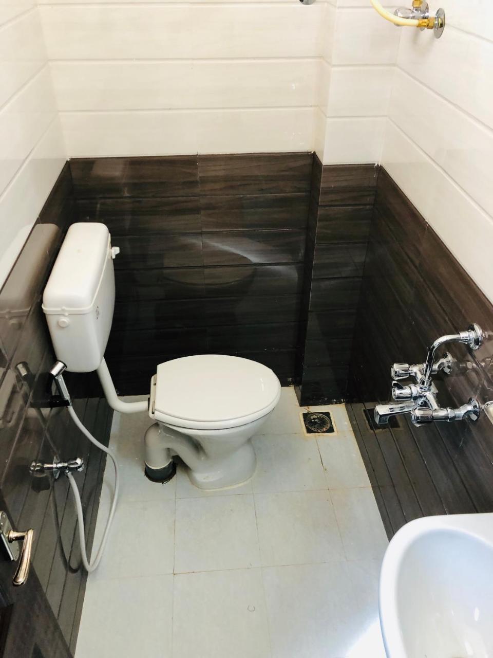 Cosmo Lodge Mangalore Luaran gambar