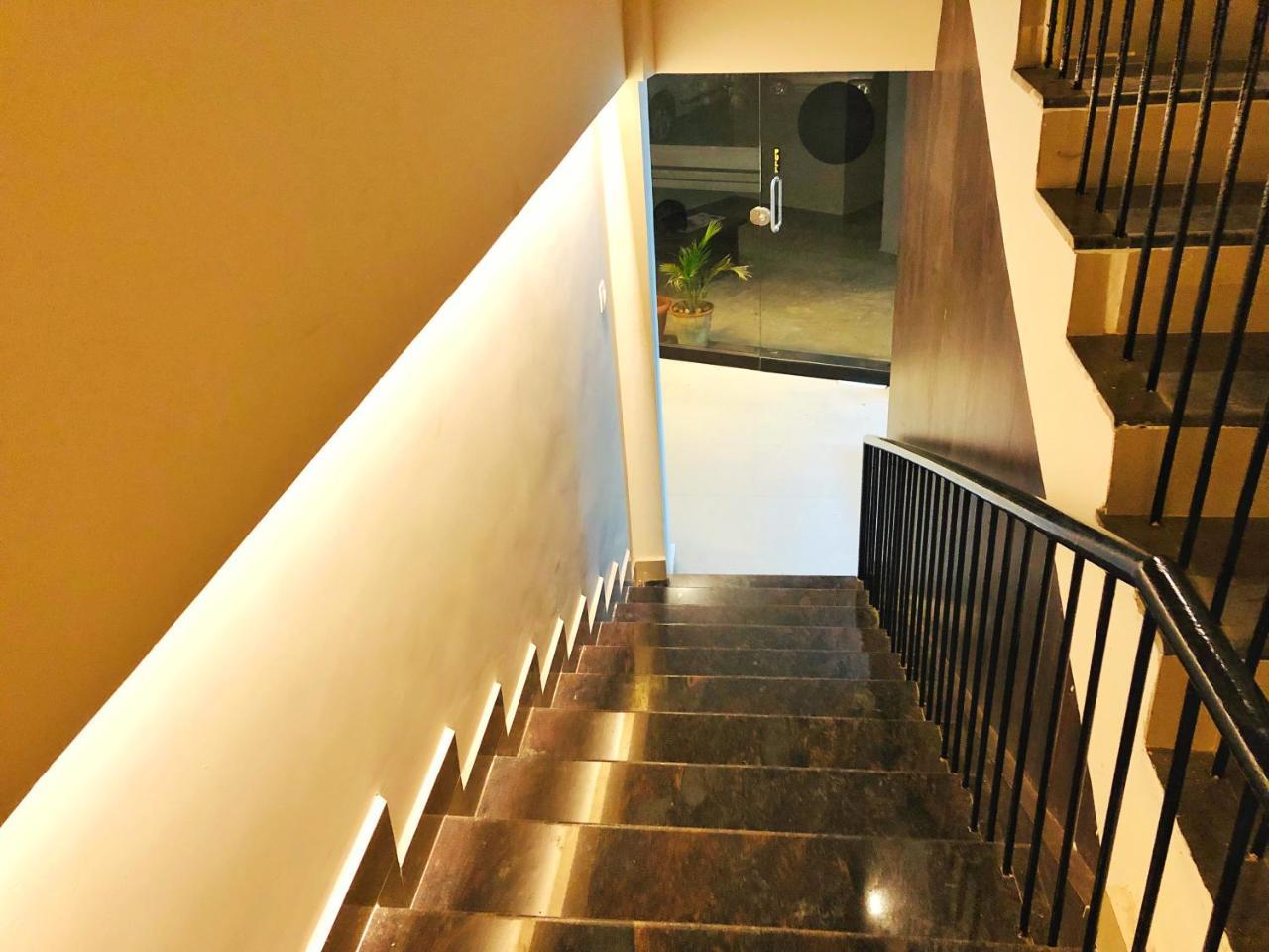Cosmo Lodge Mangalore Luaran gambar